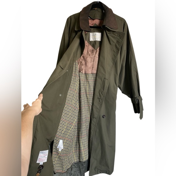 London Towne Other - Vintage TOWNE from London Fog Long Trench Coat Size 44 Reg